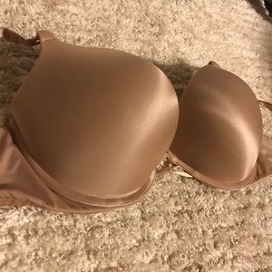 Victoria’s Secret Bombshell